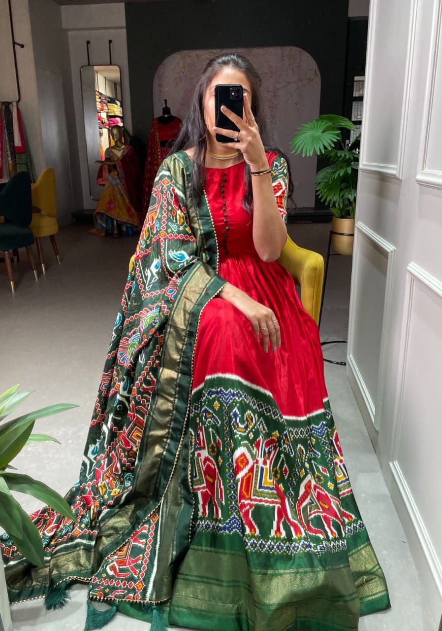 Patola print gown - Dola silk