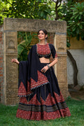 Navratri Dandiya, black Lehenga for perfect Dance